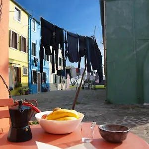 casa-arancione-a-burano.hotelinveneto.com/